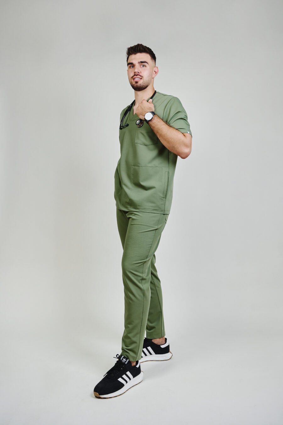 Men's medical trousers - olive green